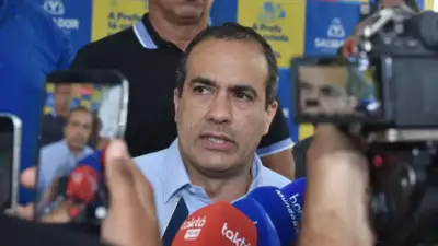 Agente de endemias é agarrada em Coutos e suspeito é preso em flagrante