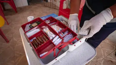 Consultório na Rua leva atendimento de saúde e cuidado mental à Colônia Z-57, em Buraquinho