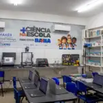 Lauro de Freitas inaugura primeiro laboratório Maker da rede municipal na Escola Ipitanga