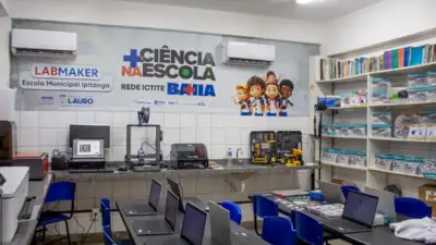 Lauro de Freitas inaugura primeiro laboratório Maker da rede municipal na Escola Ipitanga