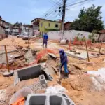 Obras de drenagem em Itinga chegam a 52% de execução em Lauro de Freitas