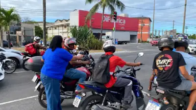 Avenida Santos Dumont concentra 54,3% dos sinistros com motos em Lauro de Freitas